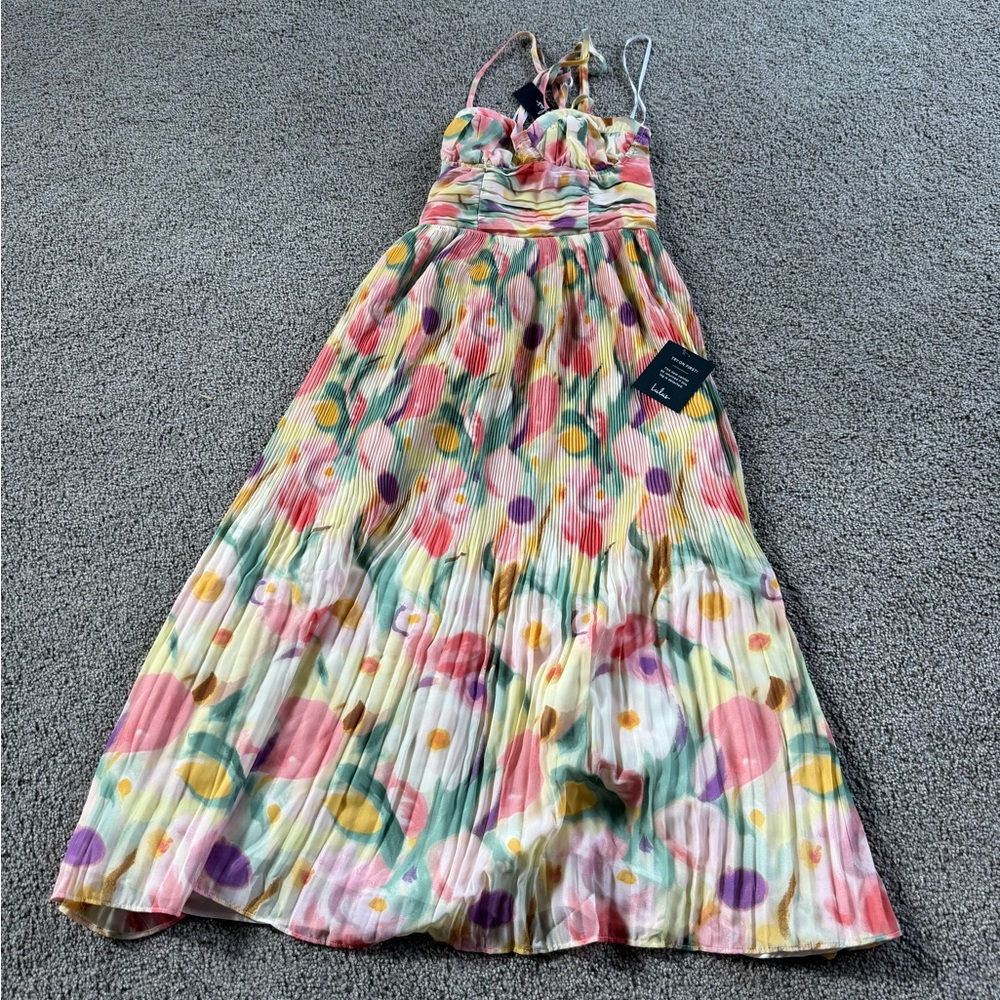 BNWT Lulus dress